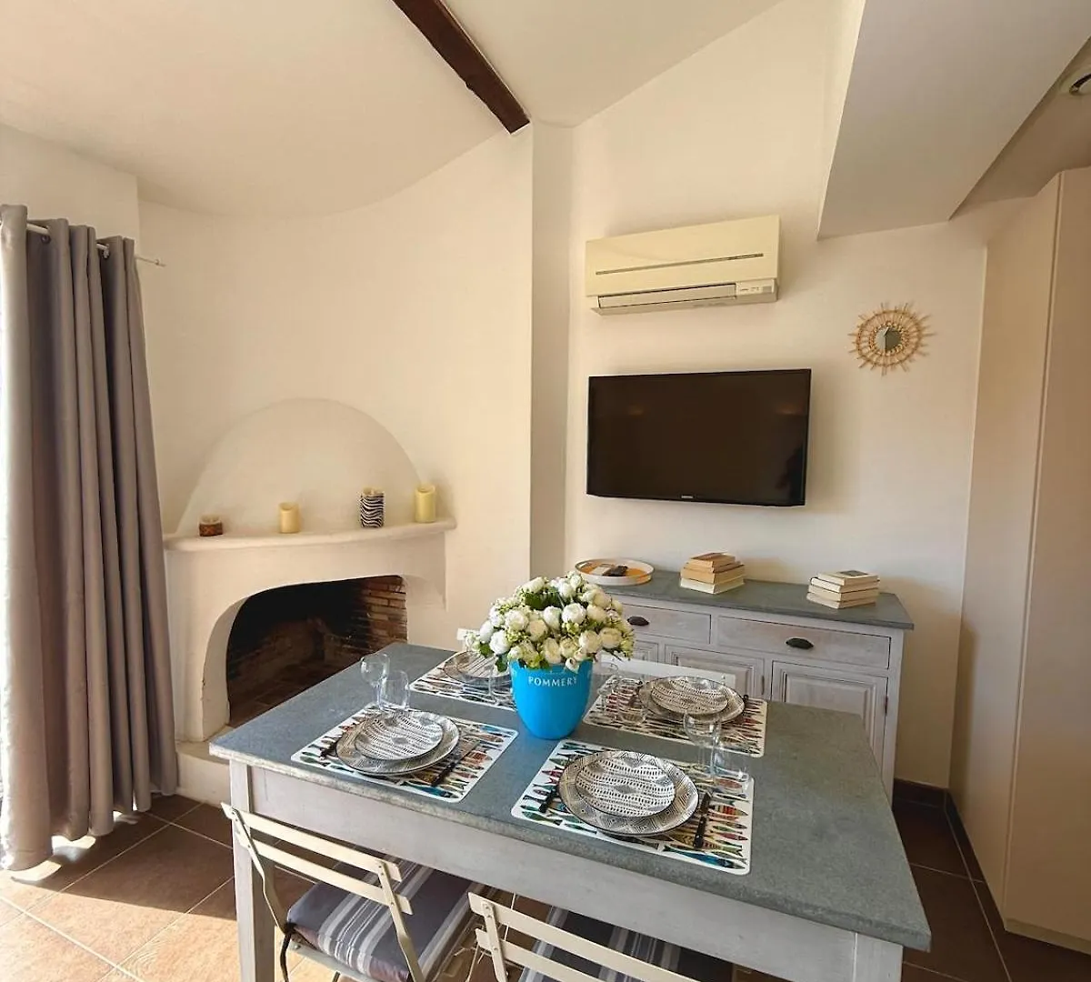Appartement Sur Le Toit De Saint-Tropez 0*,  France
